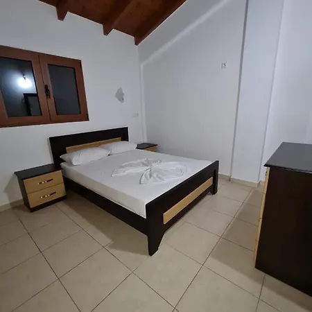 Kompleks Gjilani 3* Ksamil
