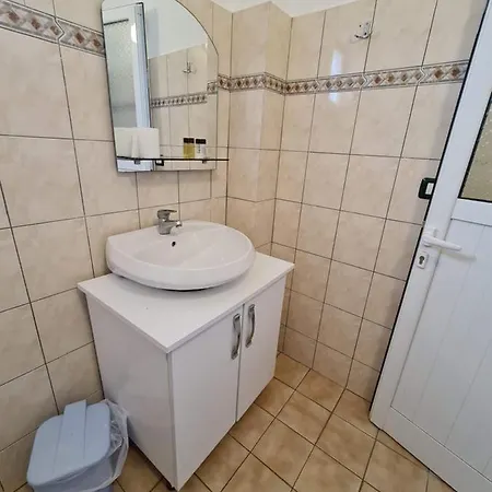 Hotel Kompleks Gjilani