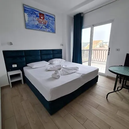 Hotel Kompleks Gjilani 3*