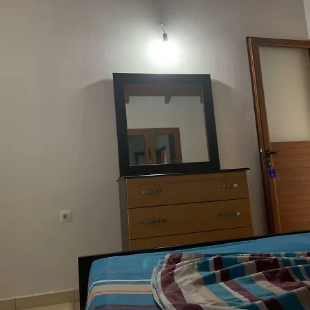 Hotel Kompleks Gjilani 3*